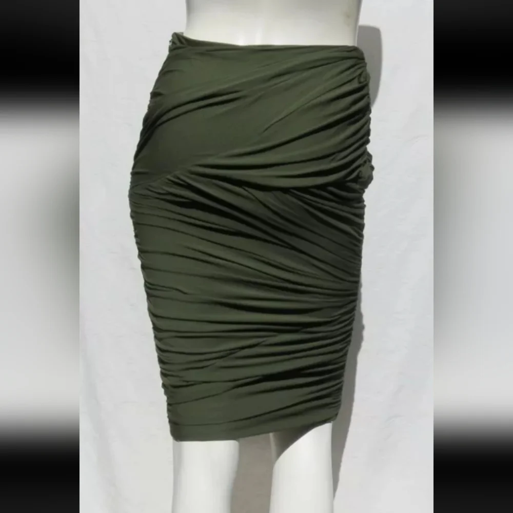 NWT Ralph Lauren Black Label Green Ruched Pencil Skirt Size 6  $855 - Picture 2 of 11